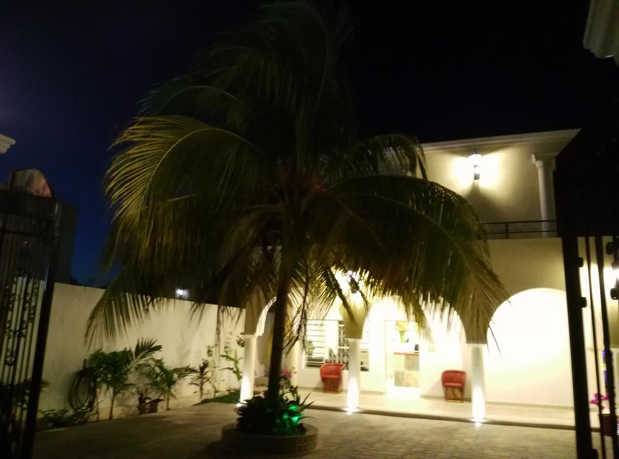 Hotel Hacienda Margot Valladolid  Extérieur photo