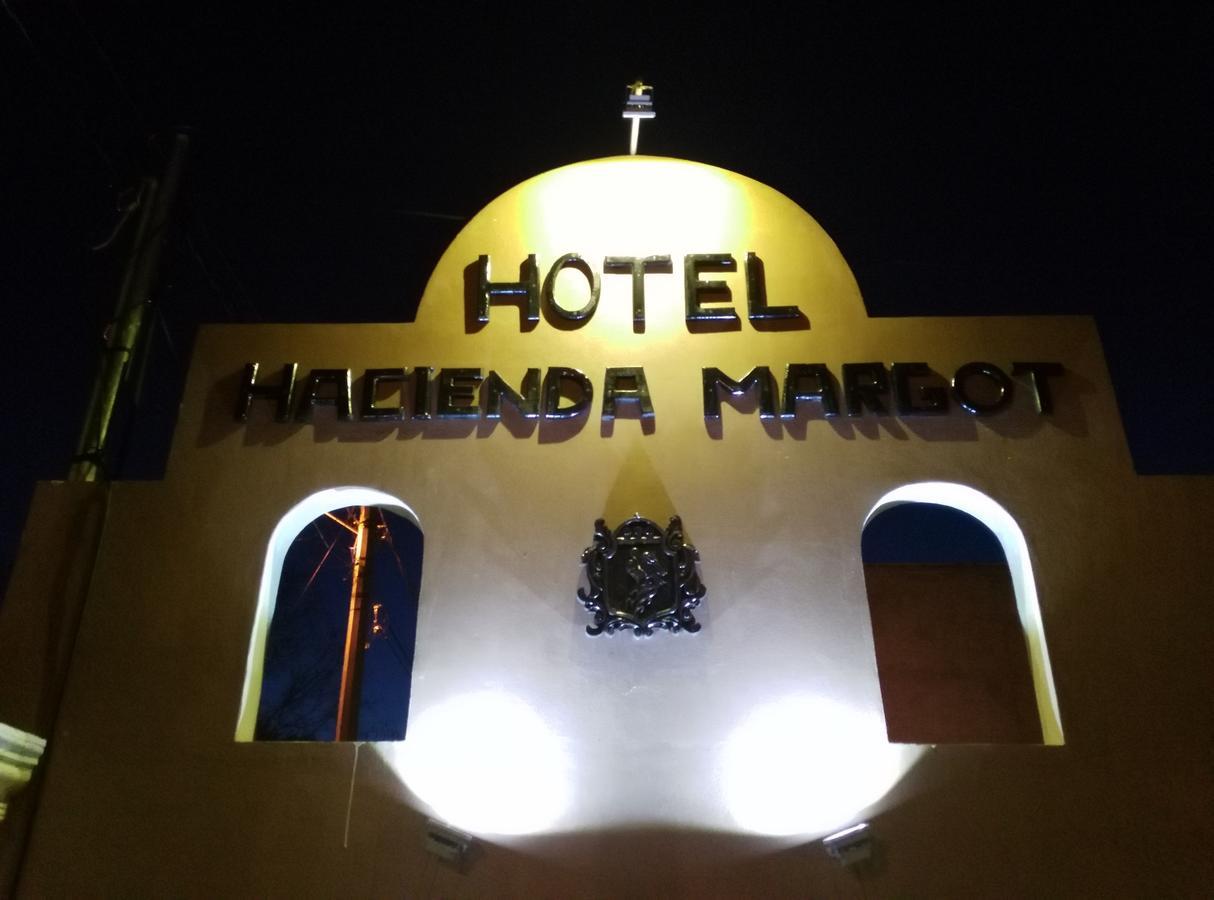 Hotel Hacienda Margot Valladolid  Extérieur photo