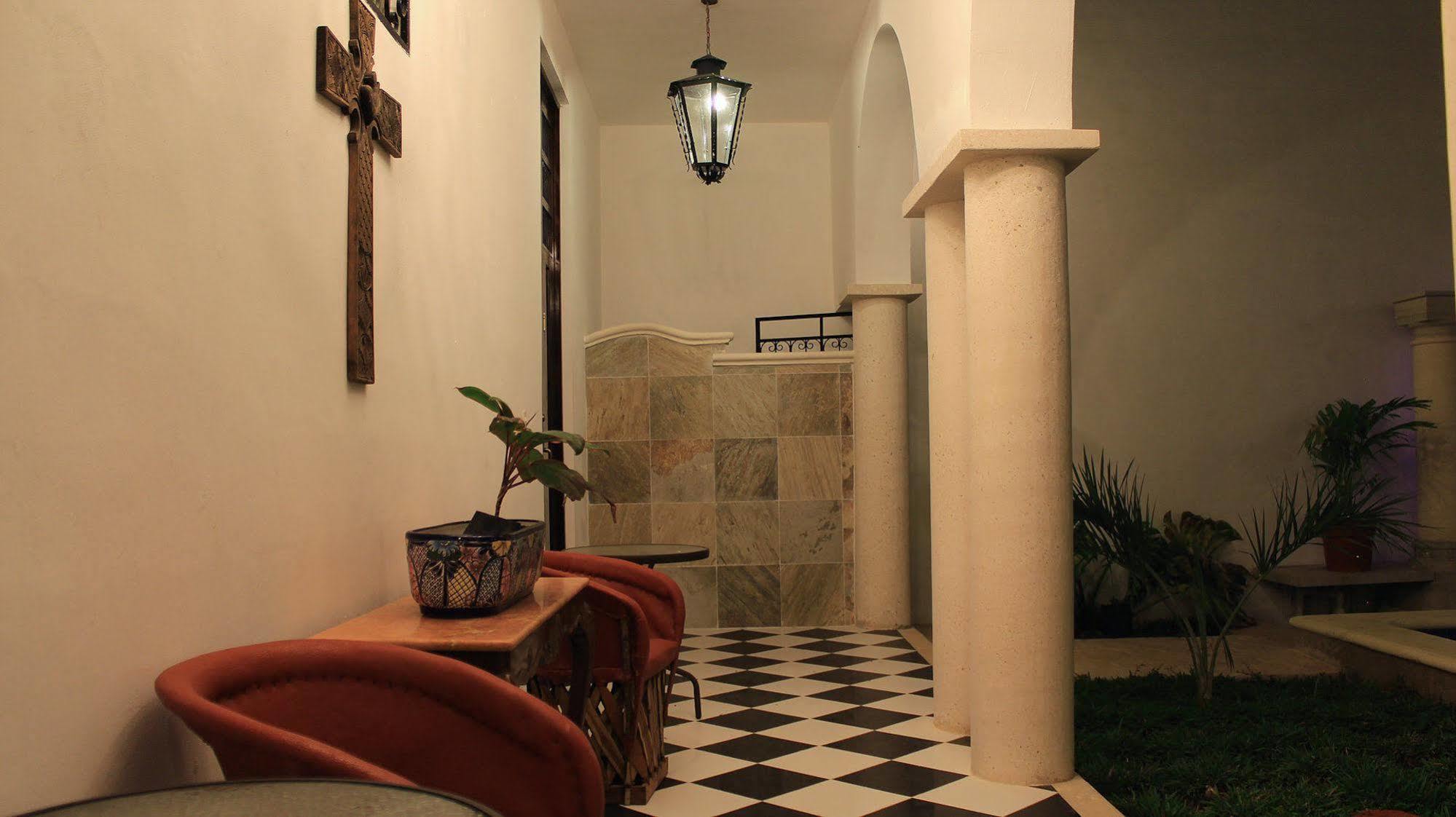 Hotel Hacienda Margot Valladolid  Extérieur photo